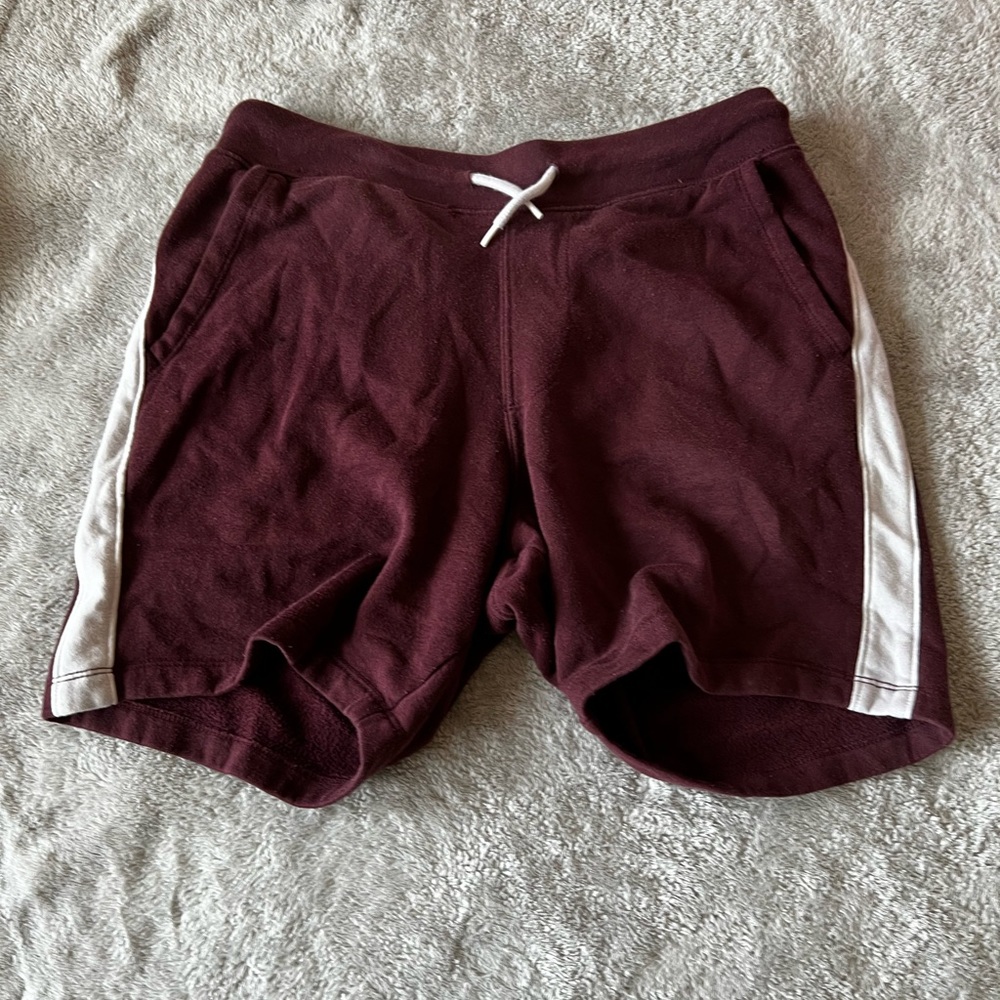 Men’s old navy casual red shorts